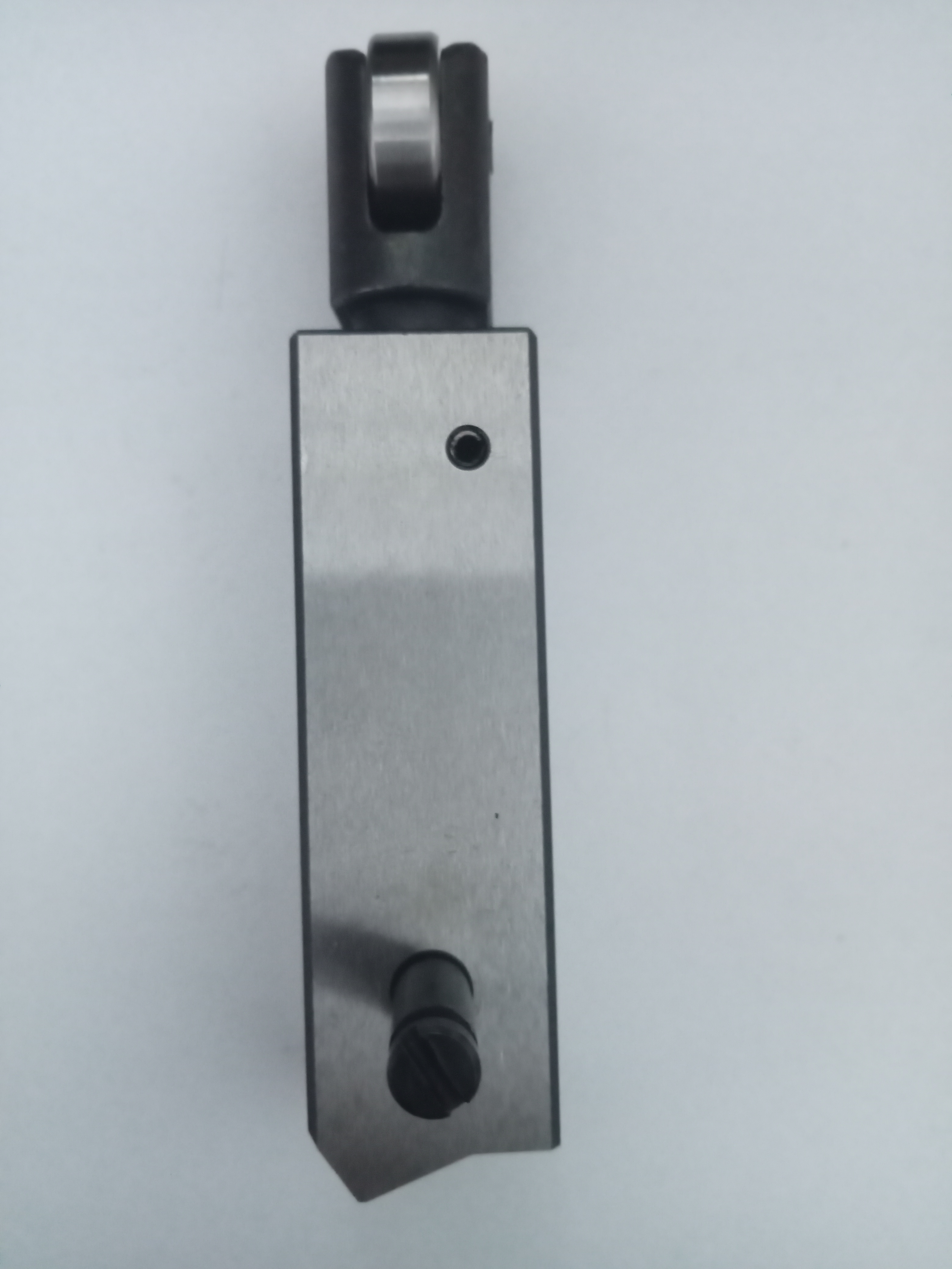 Holding Gripper Assembly